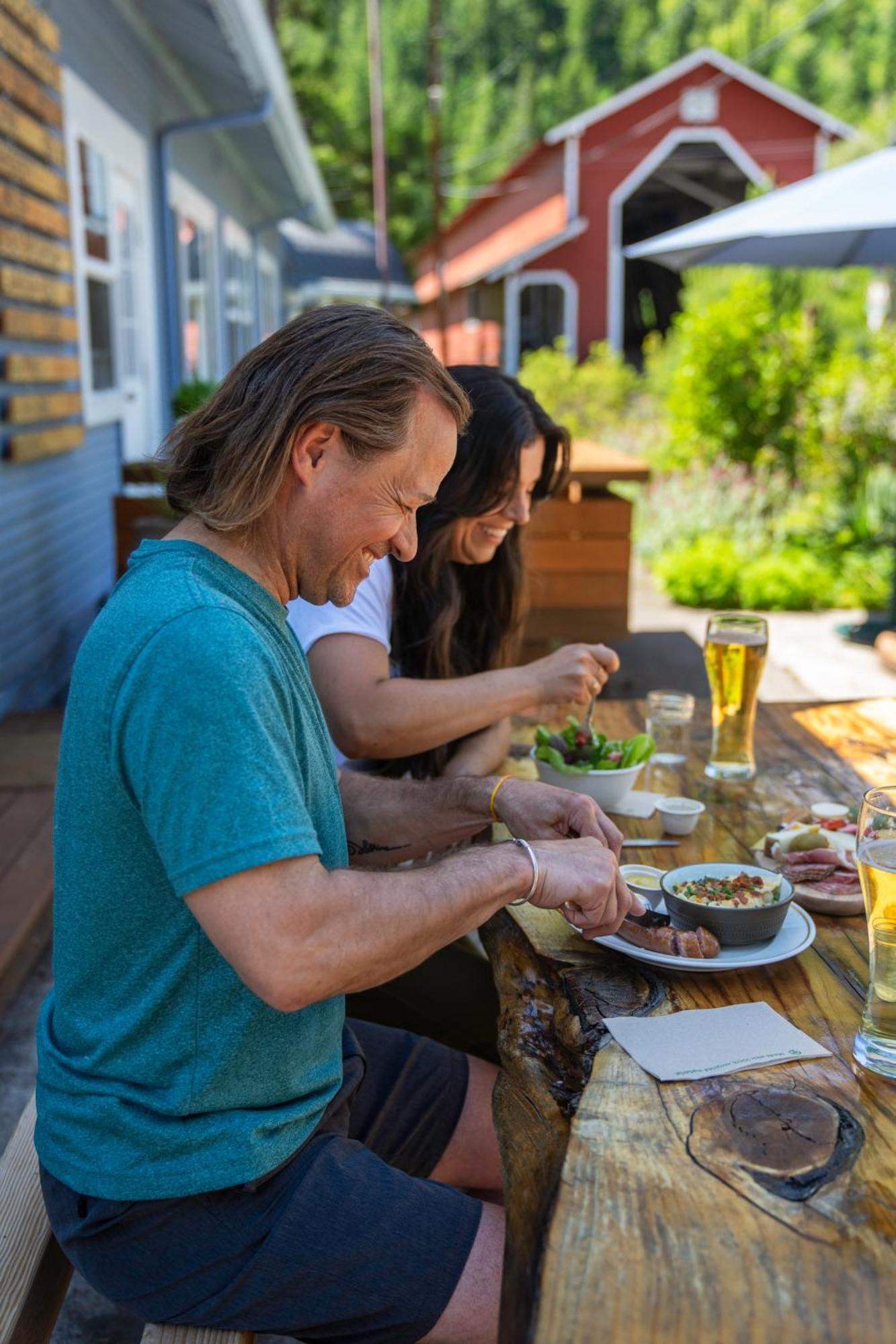 Westfir Lodge & Mountain Market 橡树岭 外观 照片